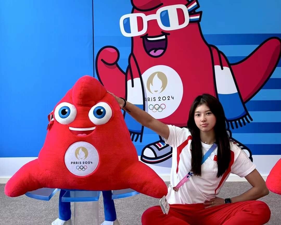💪🏻吴艳妮回国采访：我不是昙花一现的网红运动员 要拿实力达标世锦赛